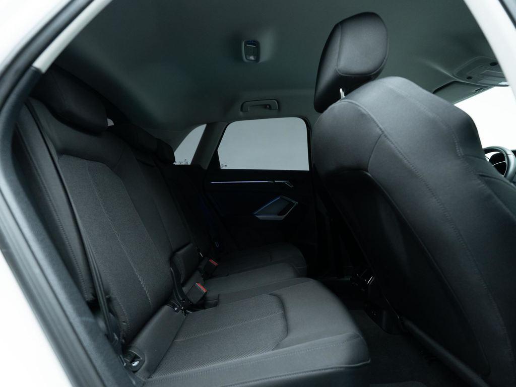 Audi Q3 — foto 8