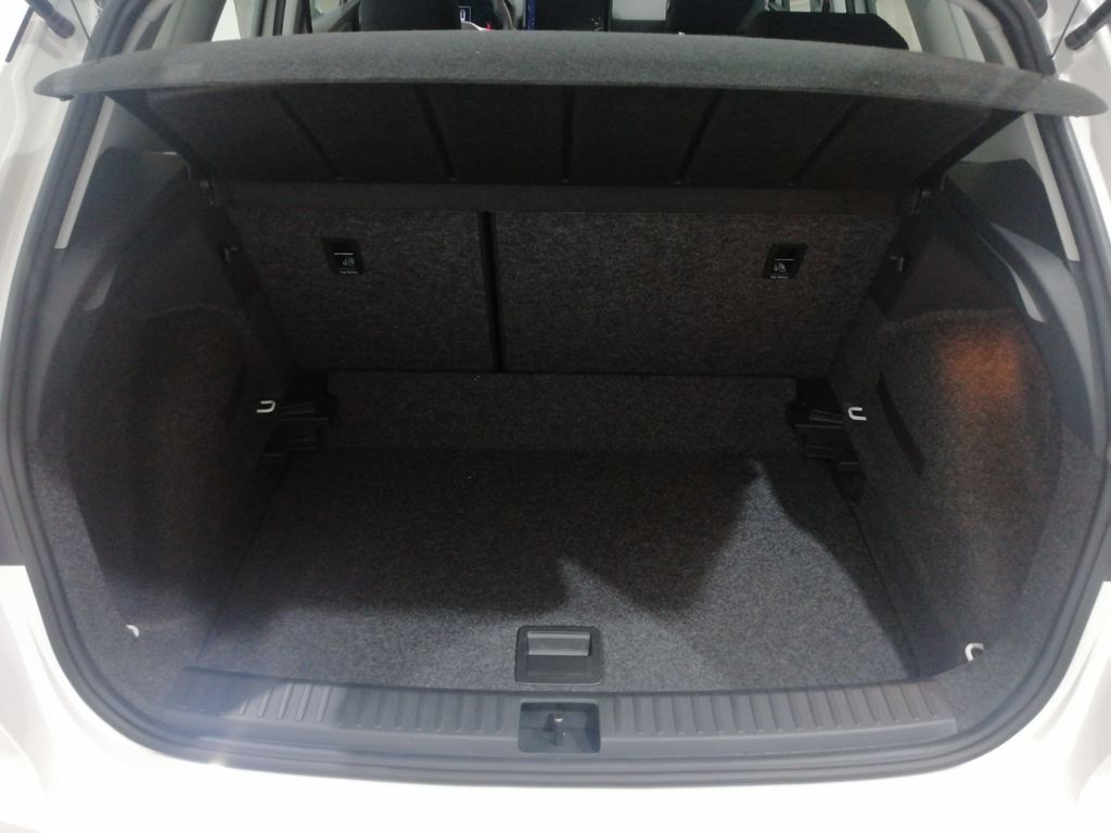 SEAT Arona — foto 7