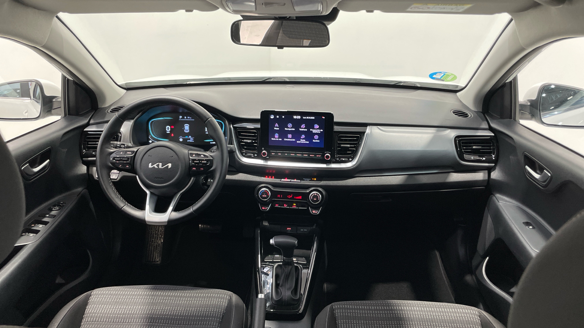 Kia Stonic 1.0 T-GDi MHEV en Barcelona