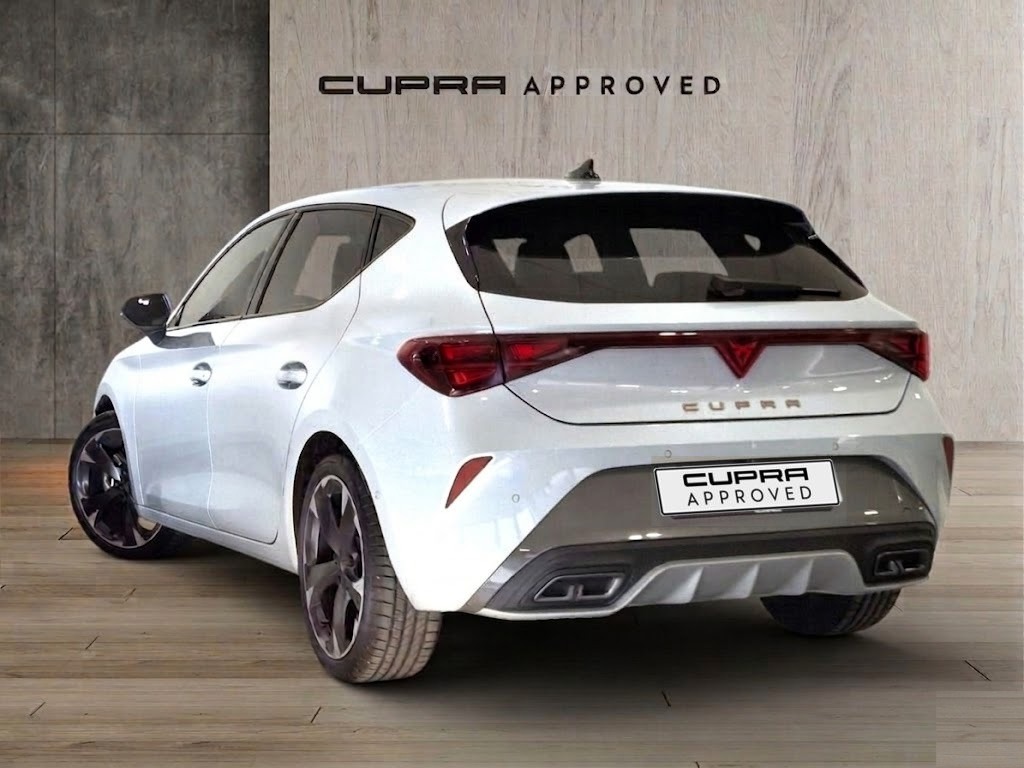 CUPRA León 1.5 TSI e-Hybrid en Madrid