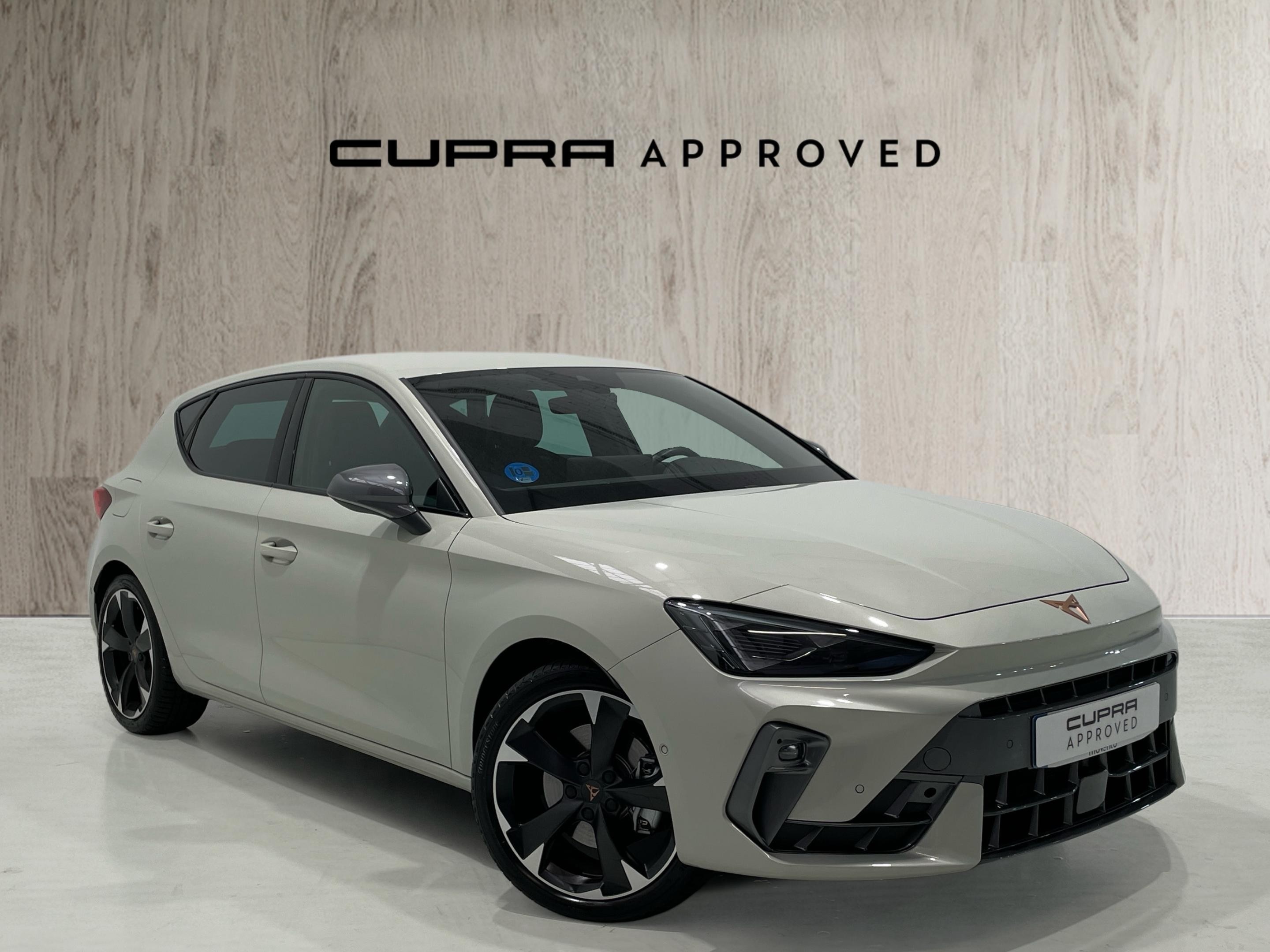 CUPRA León 1.5 TSI e-Hybrid en Barcelona