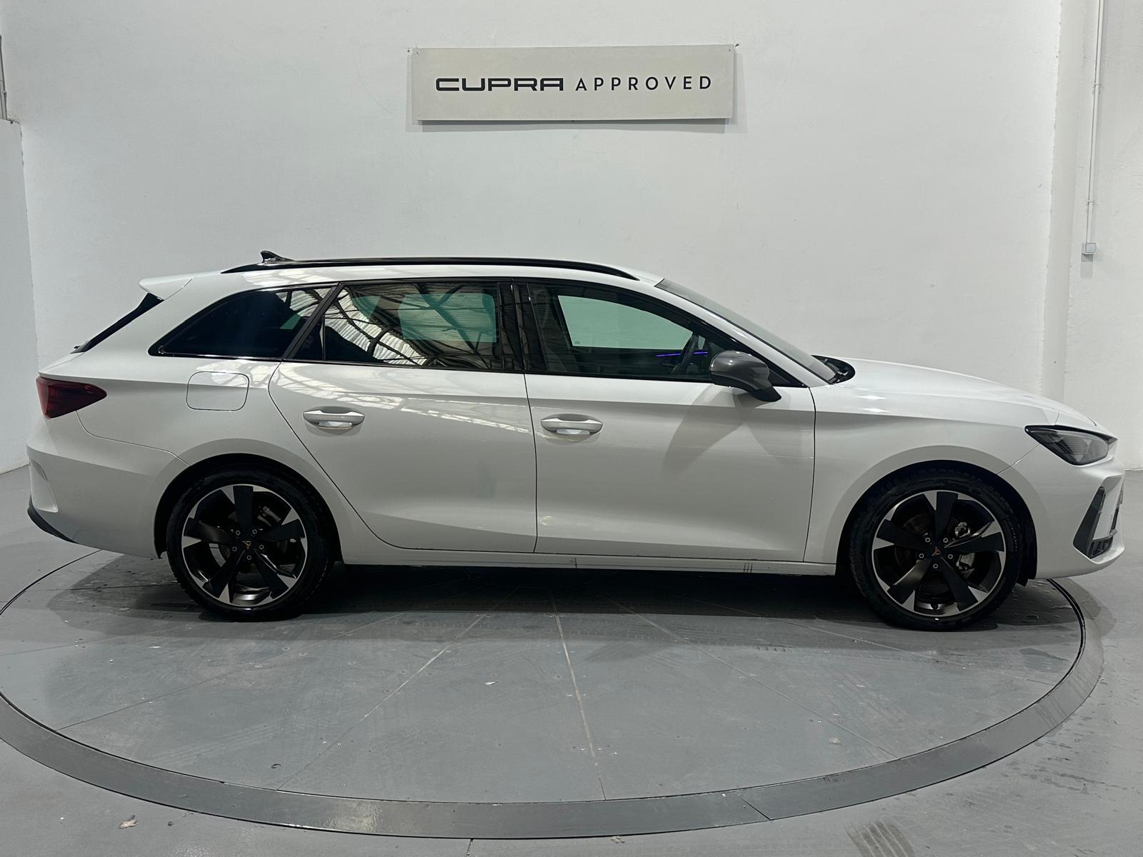 CUPRA Leon Sportstourer — foto 3
