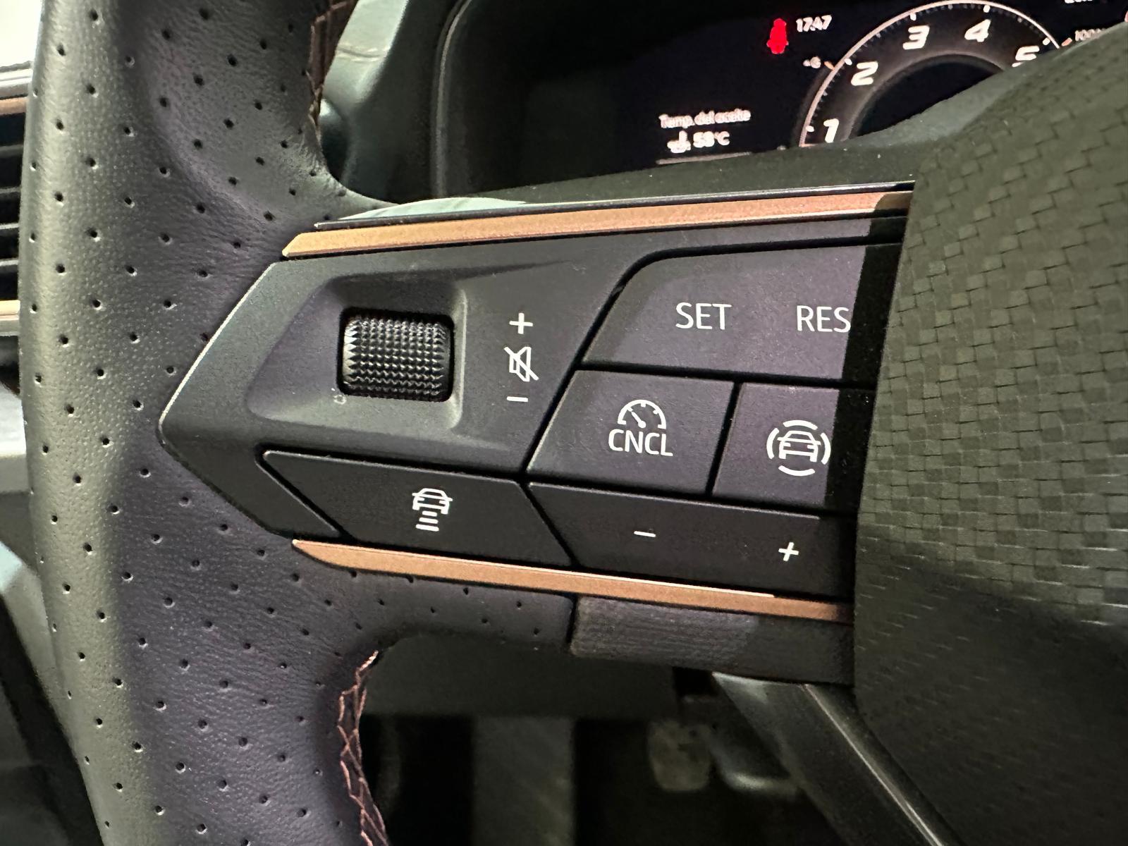 CUPRA Leon Sportstourer — foto 11