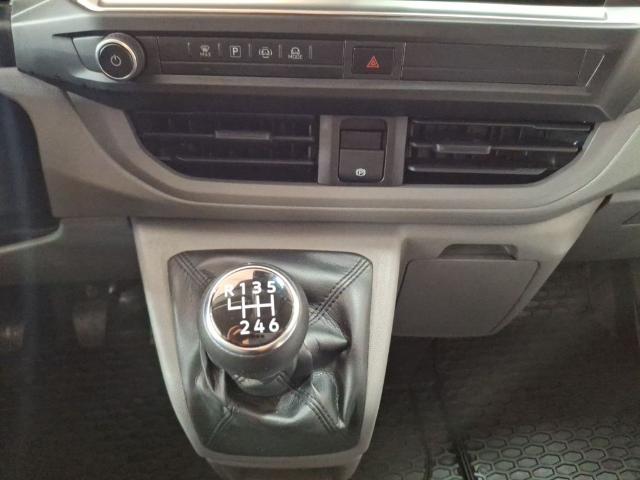 Volkswagen Caravelle Premium Batalla Corta 2.0 TDI  110 kW (150 CV)