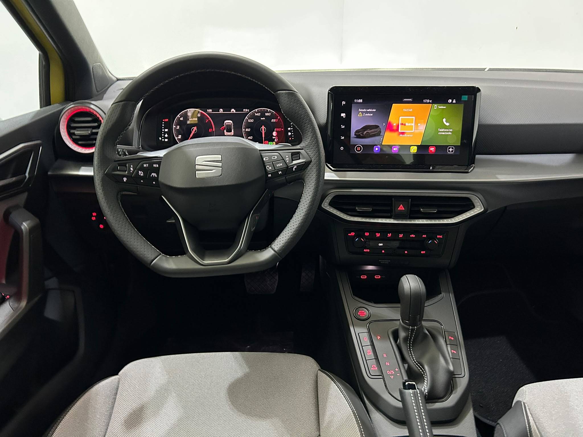 SEAT Arona — foto 10