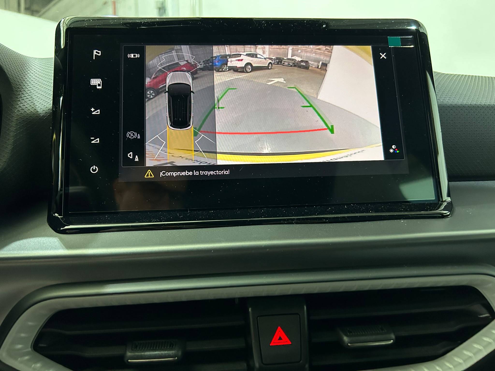 SEAT Arona — foto 11