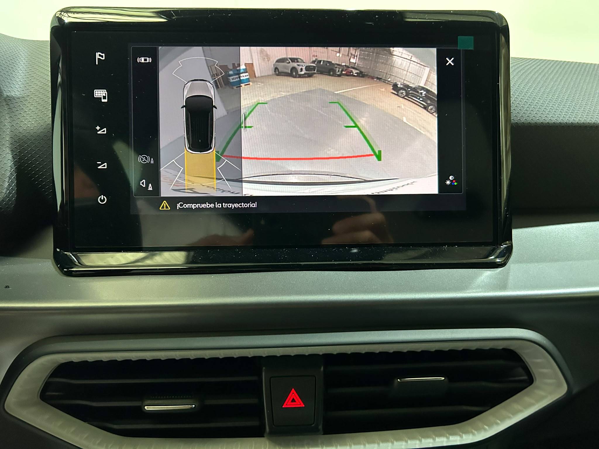 SEAT Arona — foto 12