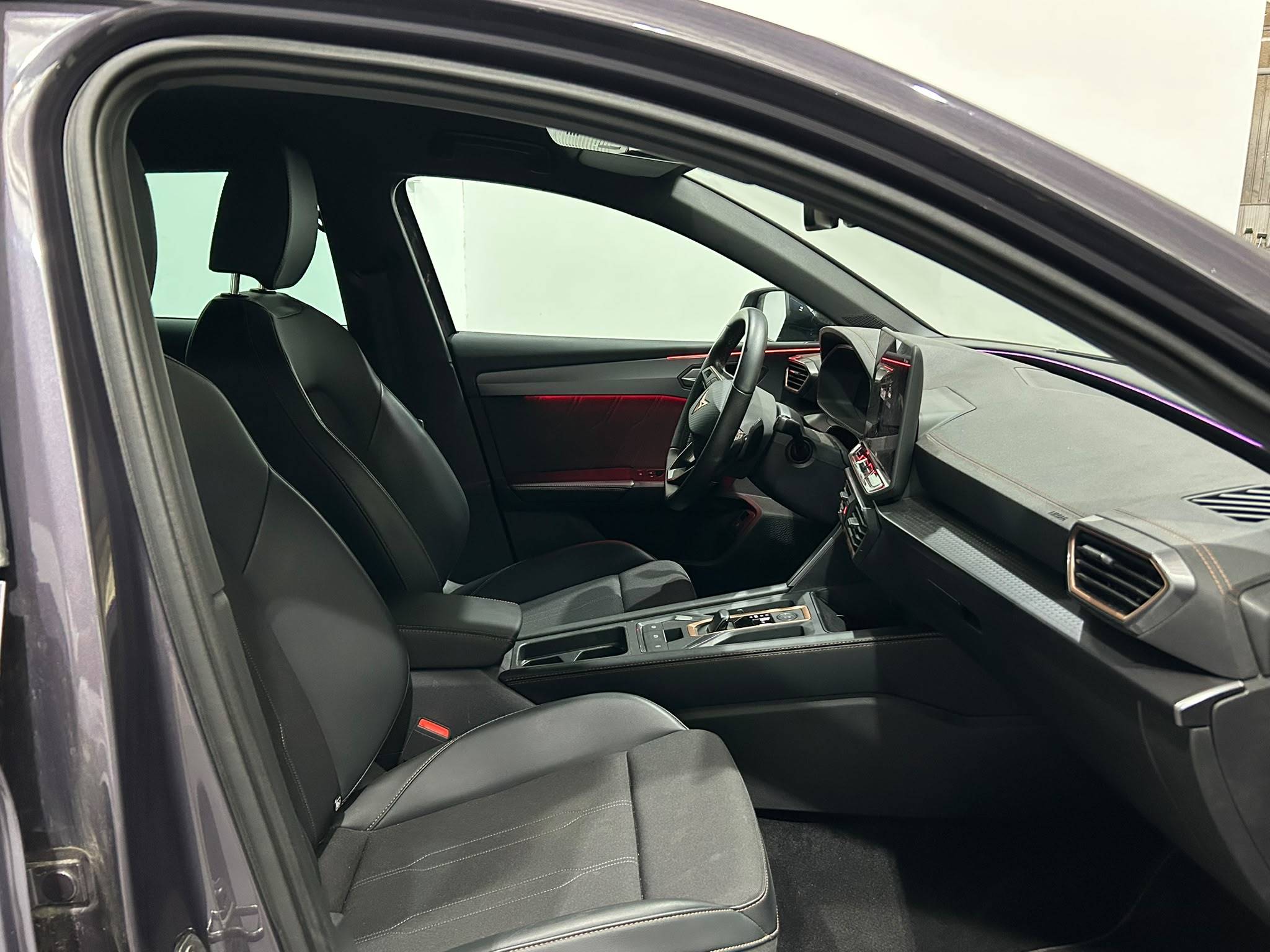 CUPRA León — foto 5