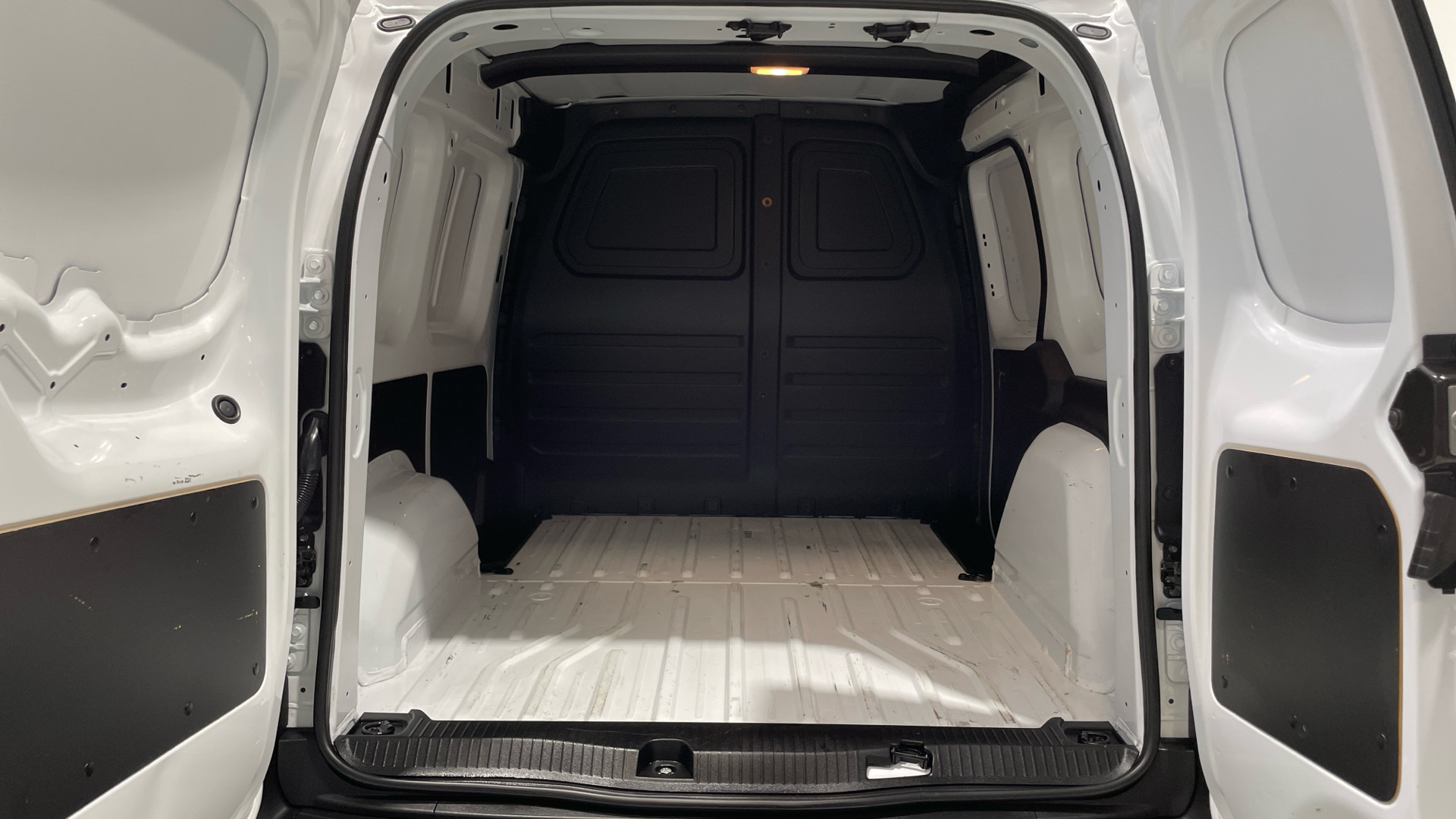 Renault Kangoo Furgon dCi 95 en Barcelona