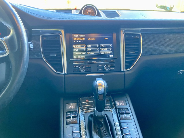 Porsche Macan Turbo 294 kW (400 CV)