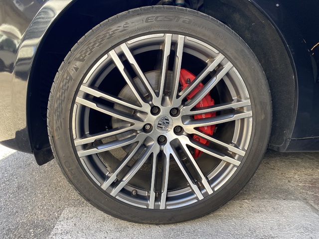 Porsche Macan Turbo 294 kW (400 CV)