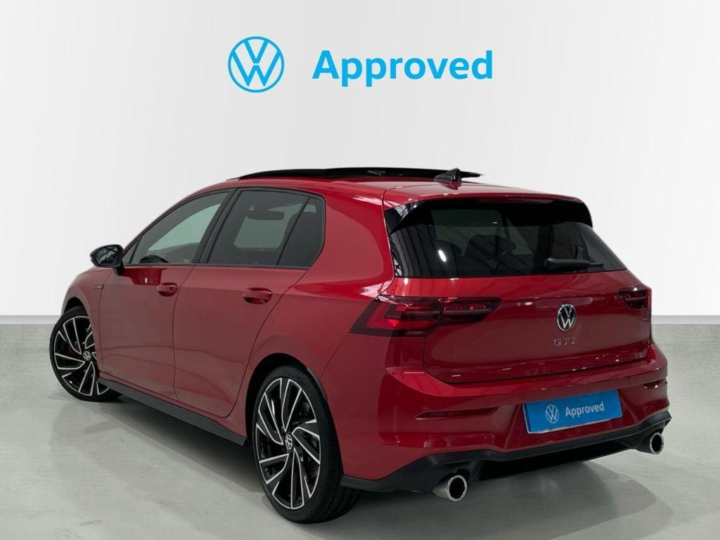 Volkswagen Golf 2.0 TSI en Barcelona