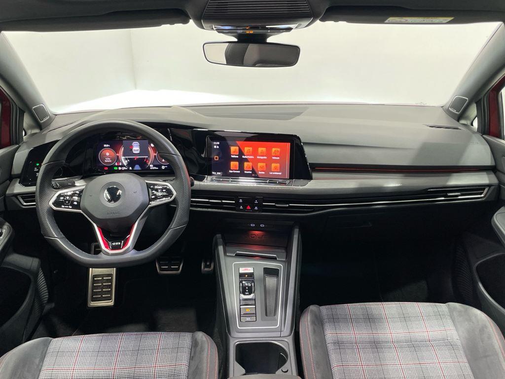 Volkswagen Golf 2.0 TSI en Barcelona