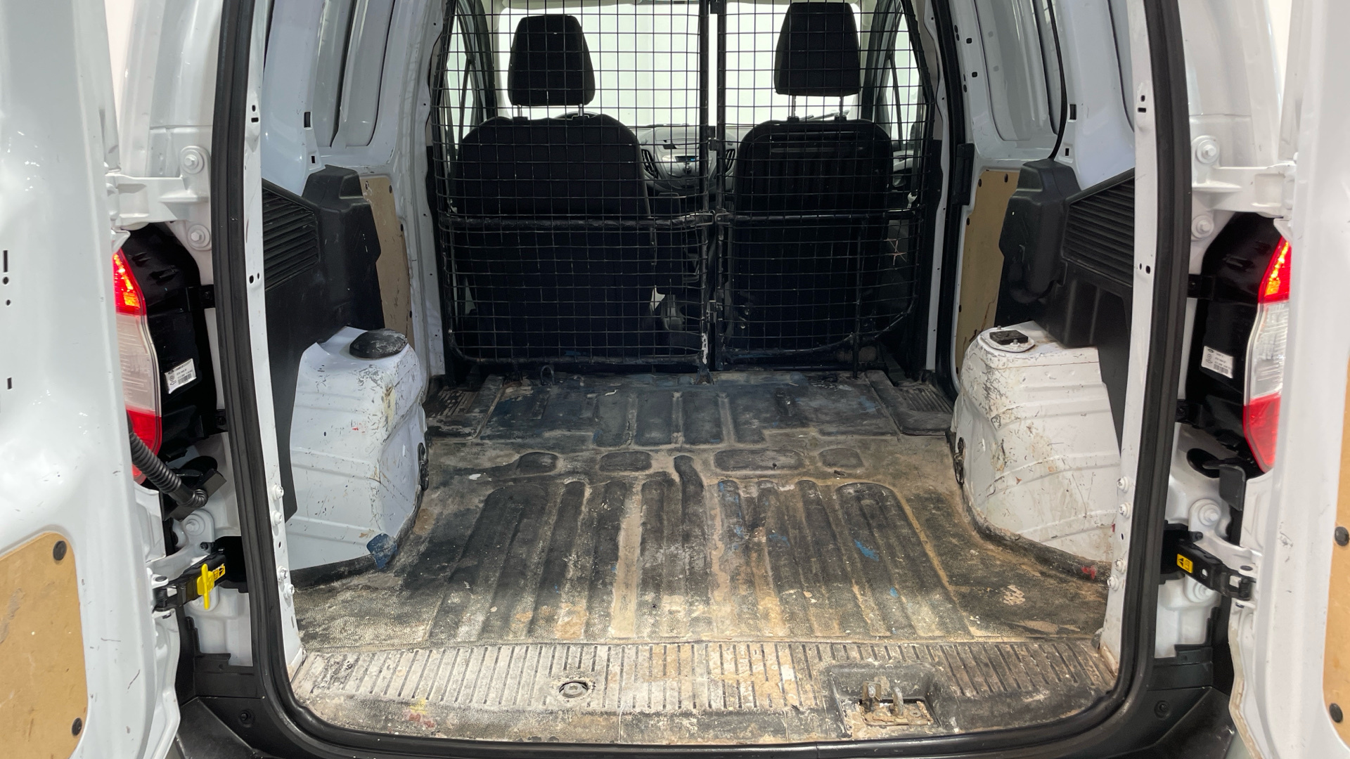 Ford Transit Courier Furgon 1.5 TDCI en Barcelona