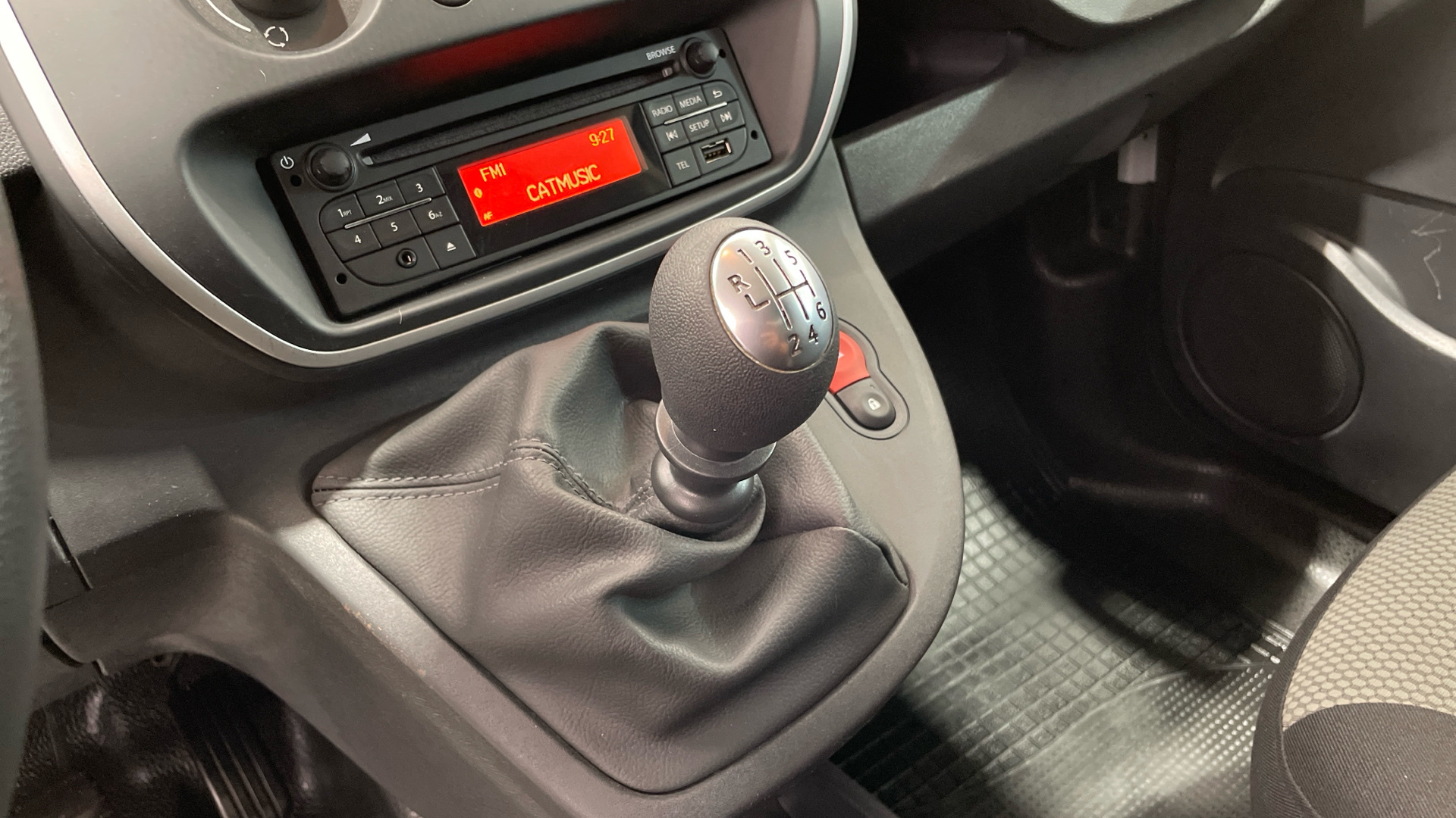 Renault Kangoo Furgon dCi 95 en Barcelona