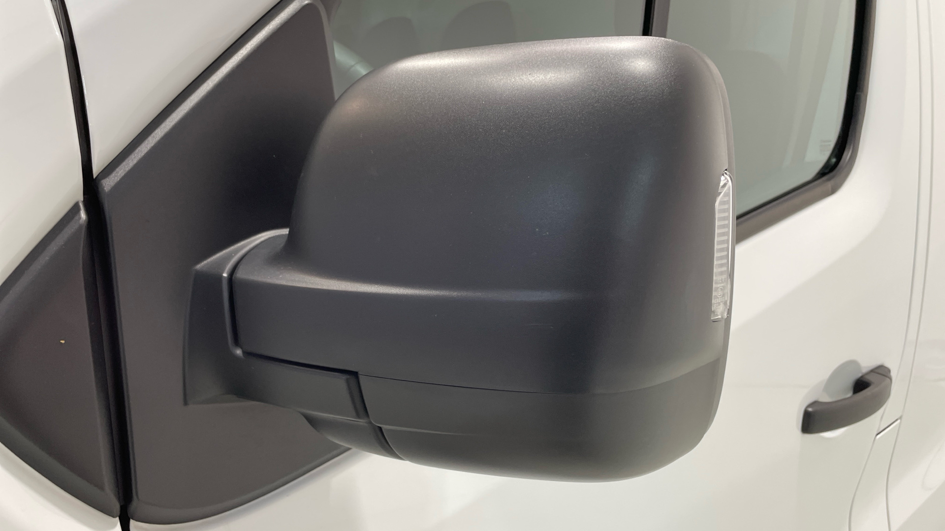 Renault Trafic Furgon dCi 130 en Barcelona
