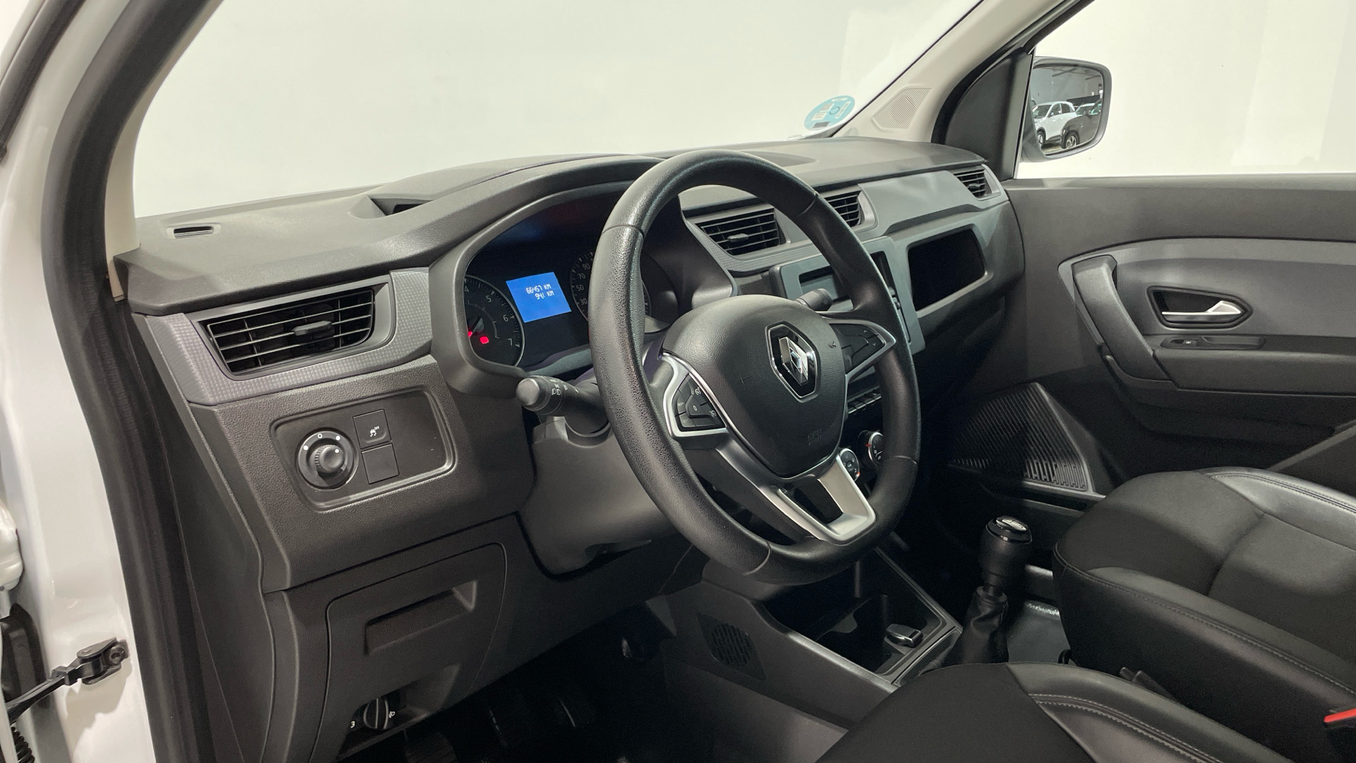 Renault Express Furgon dCi 95 en Barcelona