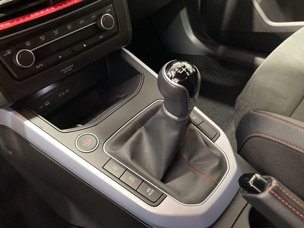 SEAT Arona 1.0 TSI en Barcelona