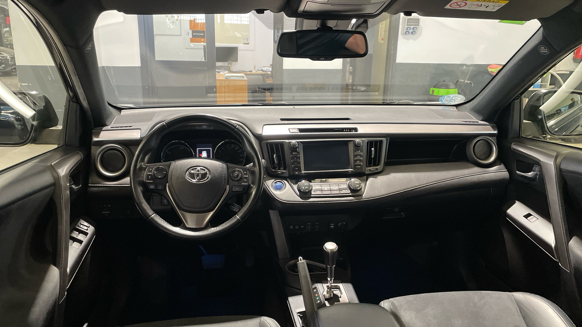 Toyota Rav4 2.5l hybrid en Barcelona