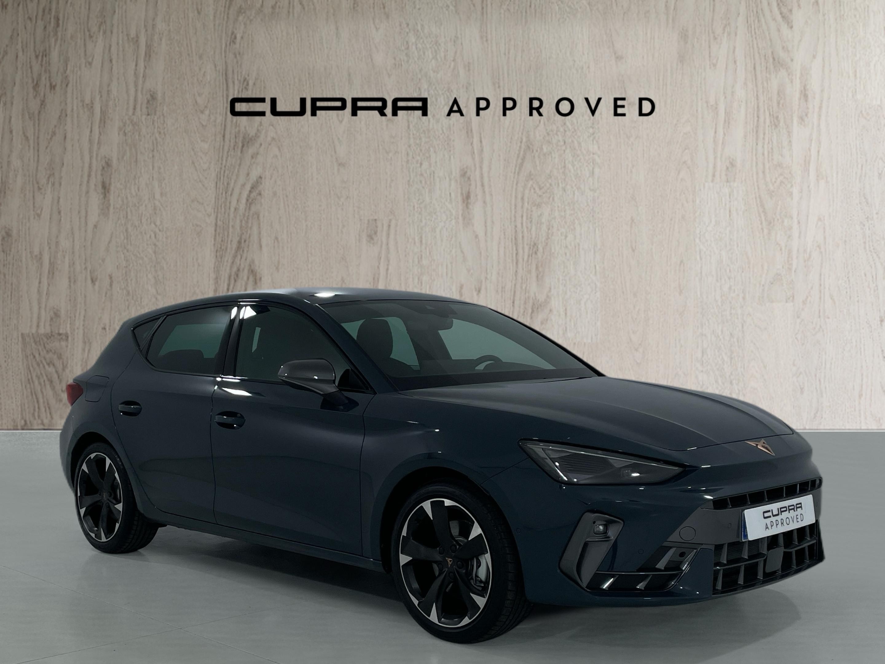 CUPRA León 1.5 TSI e-Hybrid en Barcelona