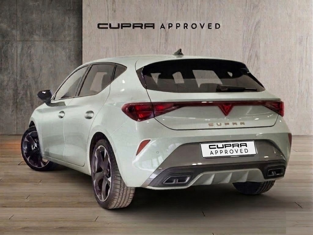 CUPRA León 1.5 TSI e-Hybrid en Madrid