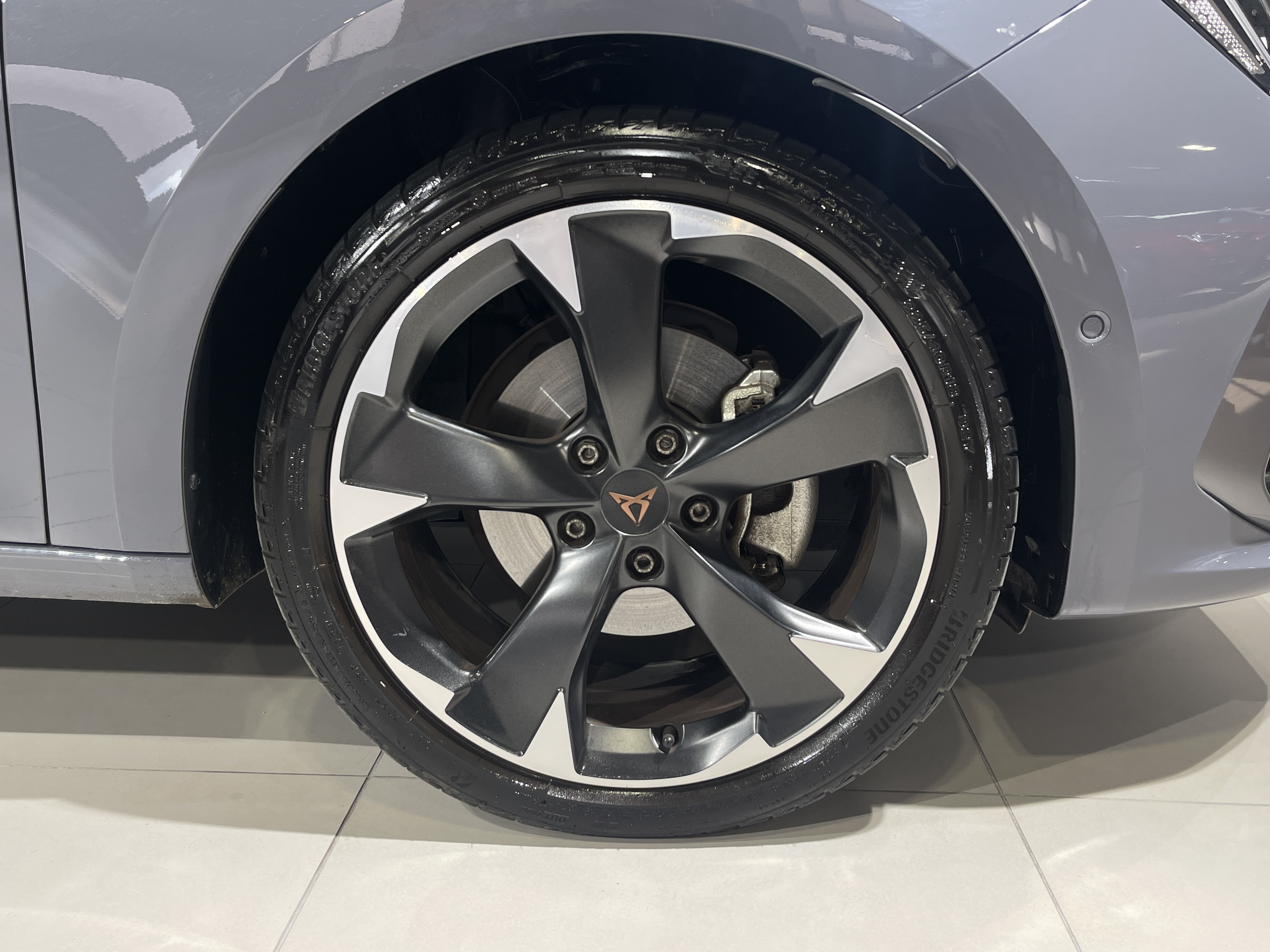 CUPRA León 1.5 TSI e-Hybrid en Madrid