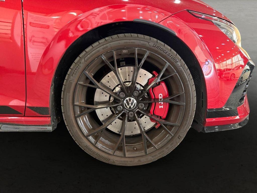 Volkswagen Golf — foto 8