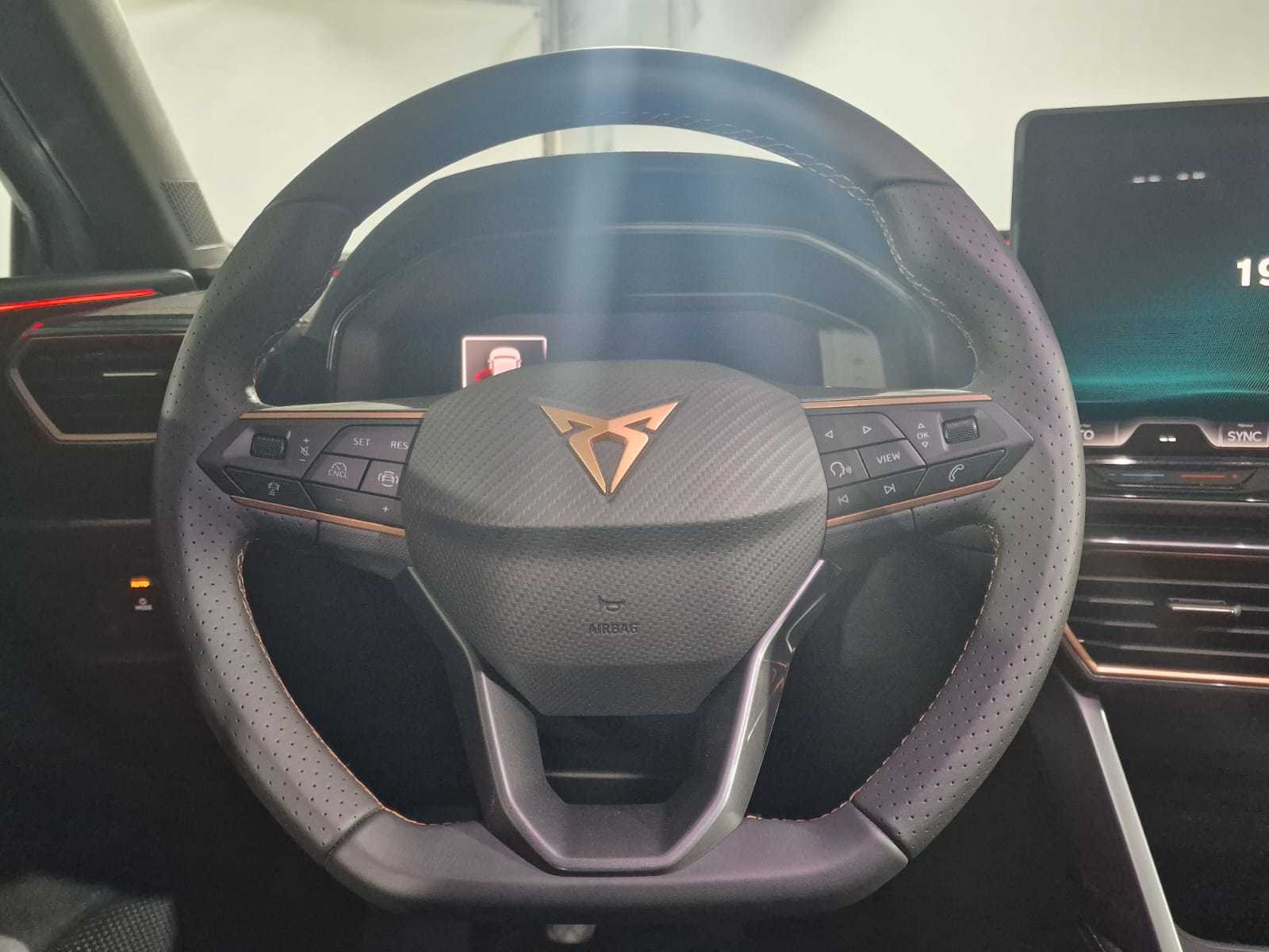CUPRA León — foto 10