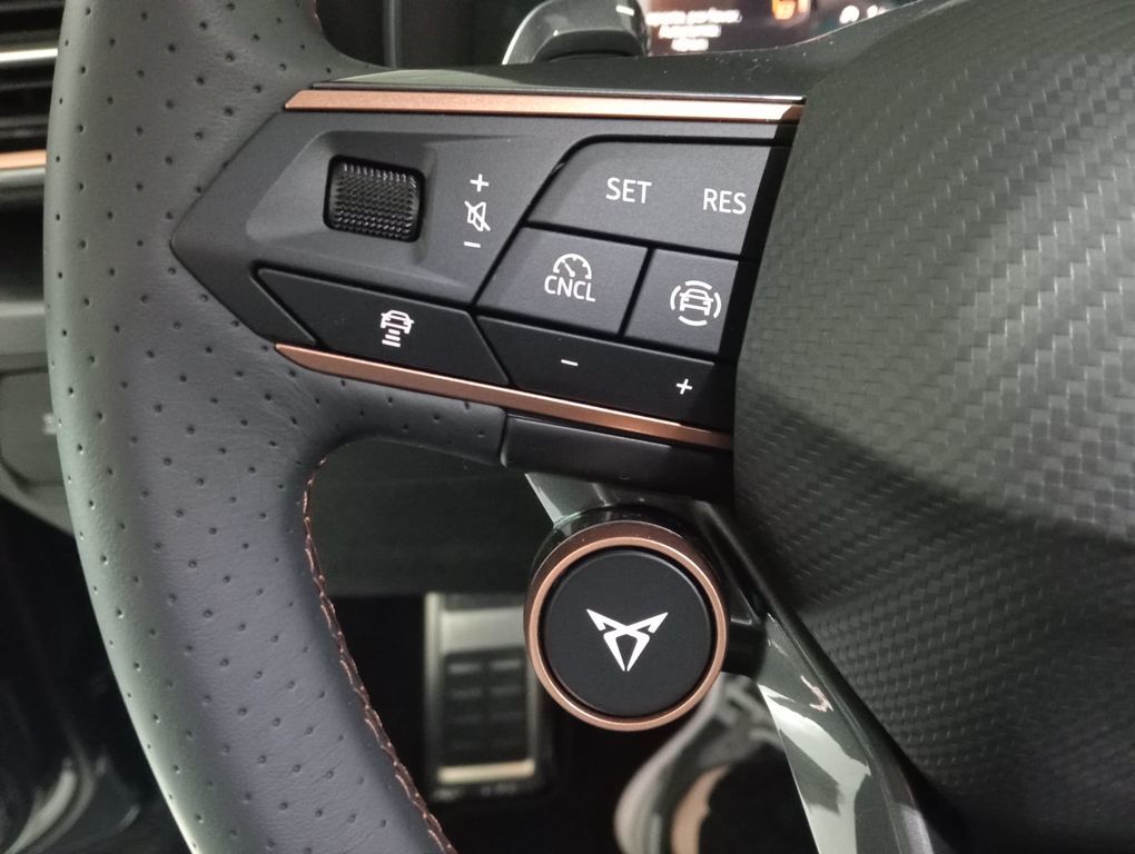 CUPRA Formentor — foto 11