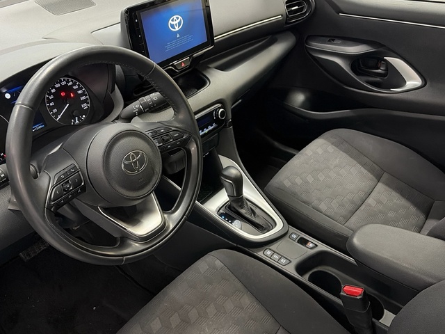 Toyota Yaris 120H Business Plus 85 kW (116 CV)