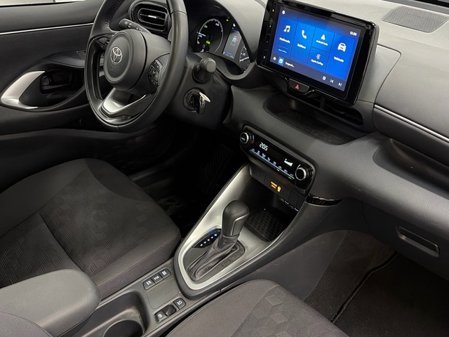 Toyota Yaris 120H Business Plus 85 kW (116 CV)