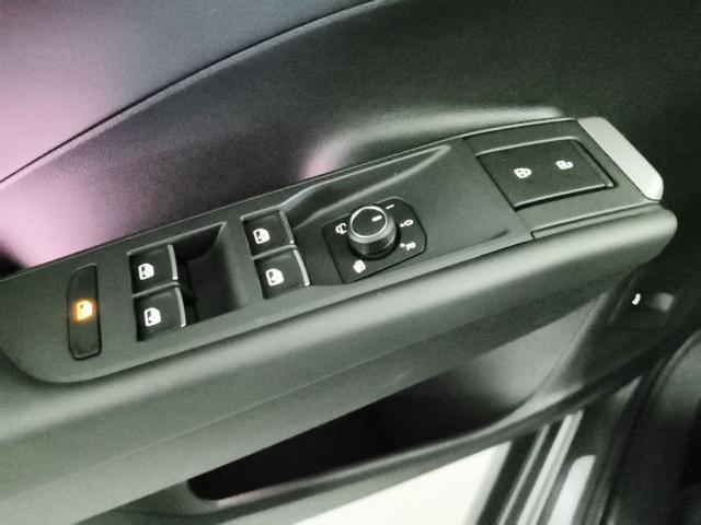 Volkswagen T-Roc R-Line 1.5 eTSI 110 kW (150 CV) DSG