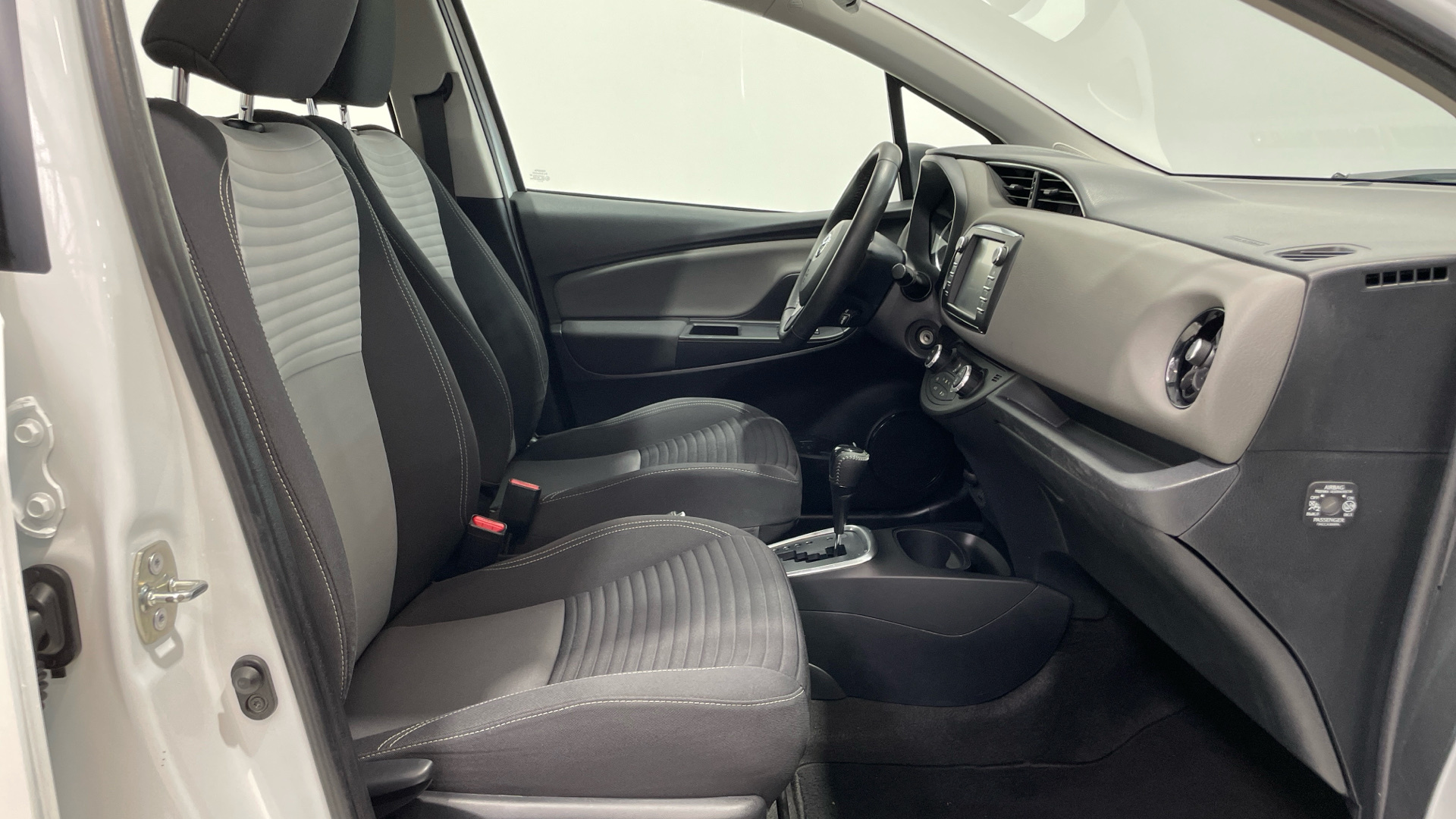 Toyota Yaris 1.5 100H en Barcelona