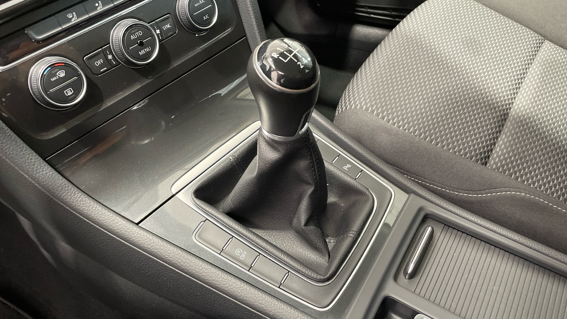 Volkswagen Golf 1.6 TDI en Barcelona