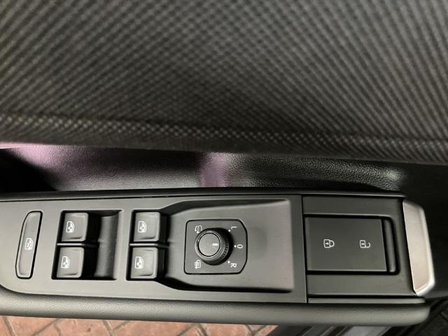 Volkswagen T-Roc ``Más`` 1.5 eTSI 110 kW (150 CV) DSG