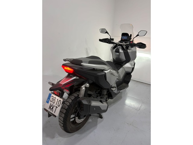 Honda ADV 350  en Barcelona