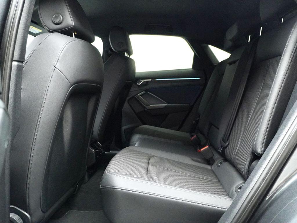 Audi Q3 Sportback — foto 11