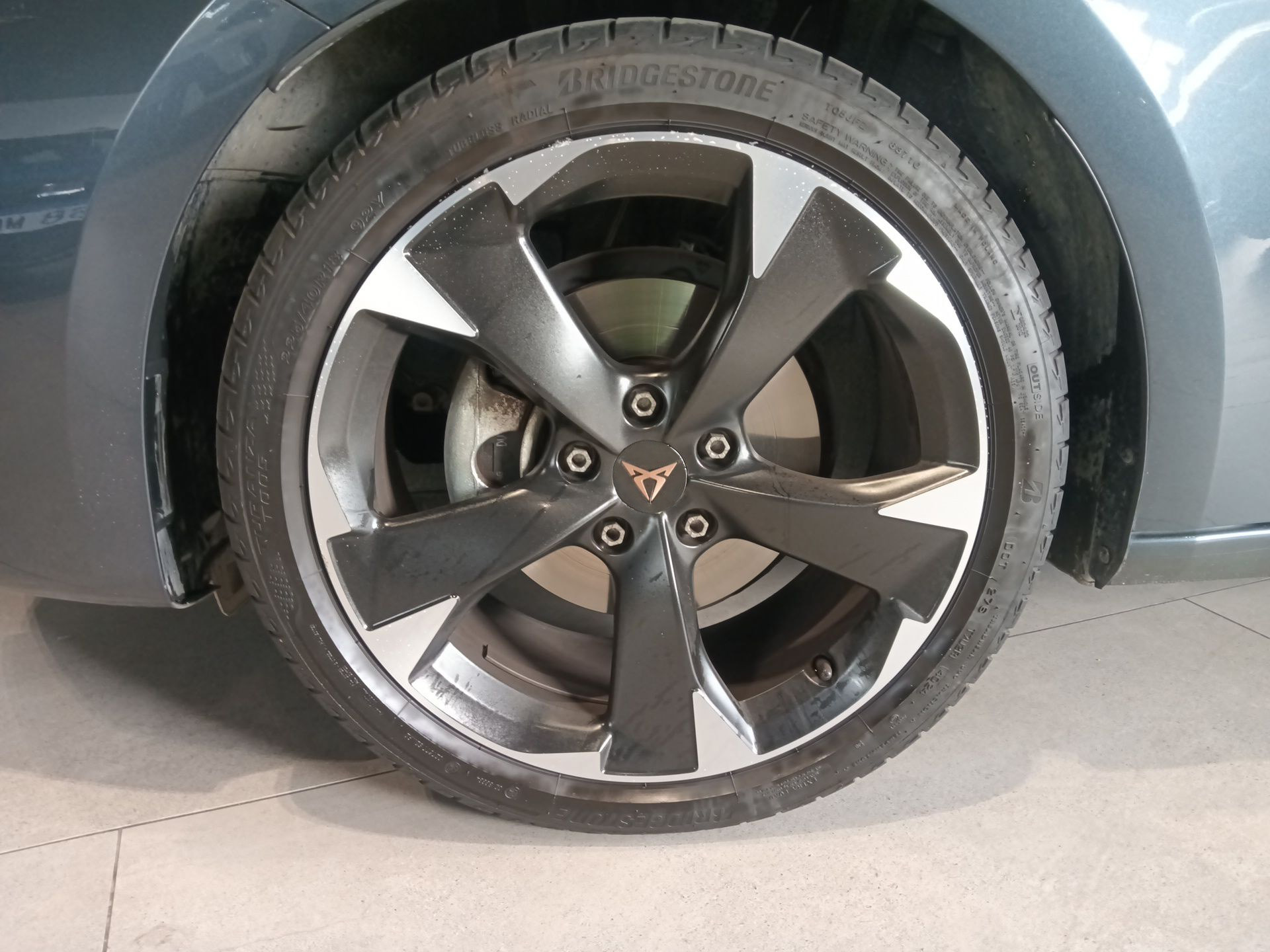 CUPRA León 1.5 eTSI en Madrid