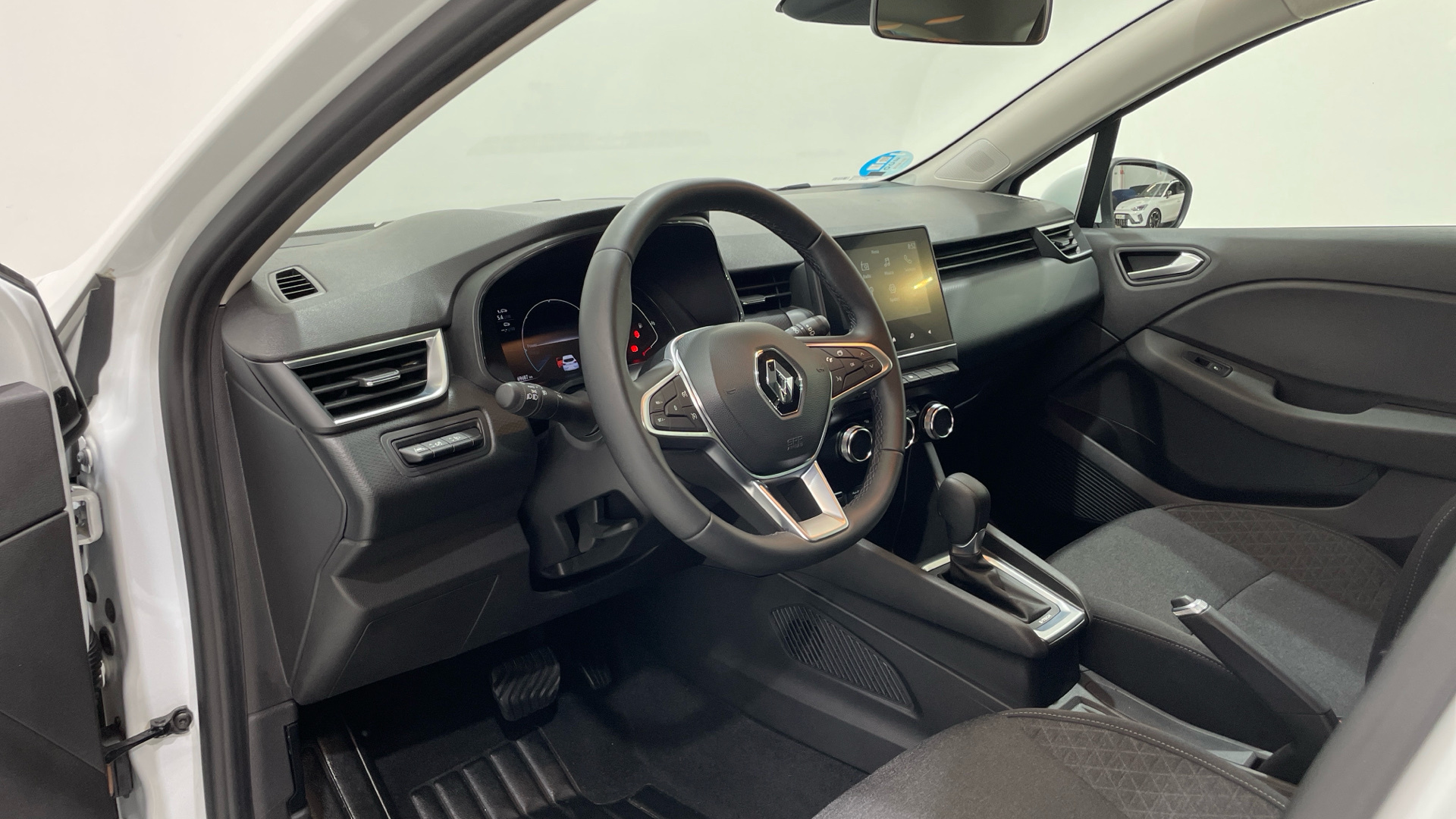 Renault Clio E-Tech Híbrido en Barcelona