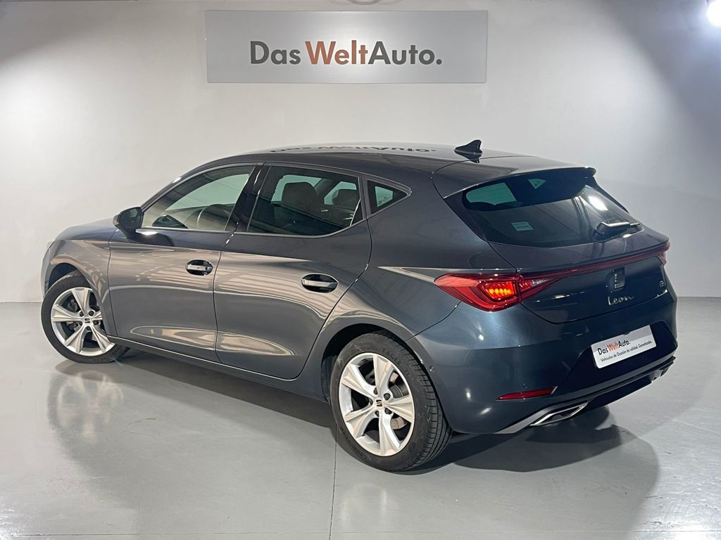 SEAT León — foto 2