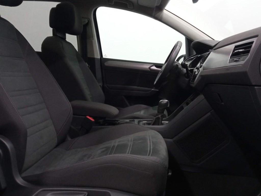 Volkswagen Touran — foto 5