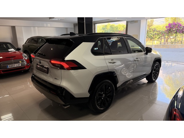 Toyota Rav4 220H Advance 4x2 160 kW (218 CV)
