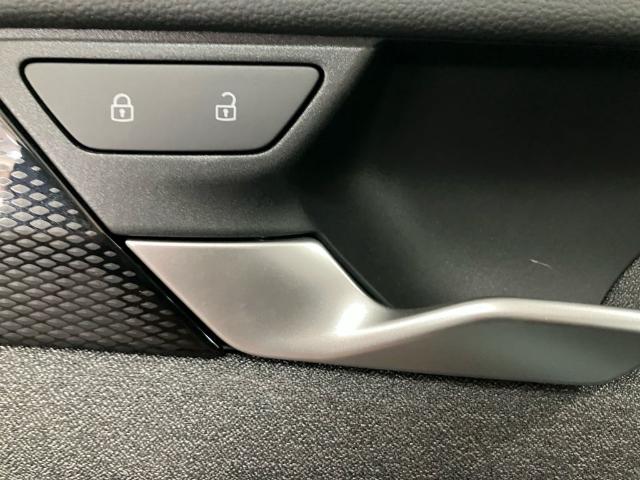 Volkswagen Passat Variant eHybrid PHEV 150 kW (204 CV) DSG
