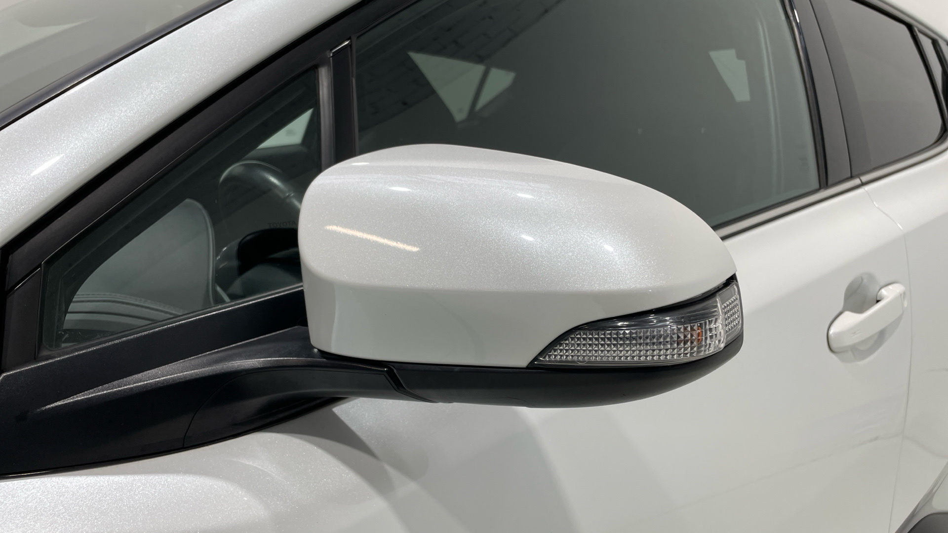 Toyota C-HR 1.8 125H en Barcelona