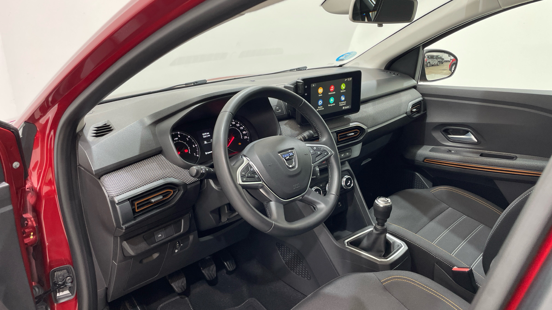 Dacia Sandero ECO-G 100 en Barcelona