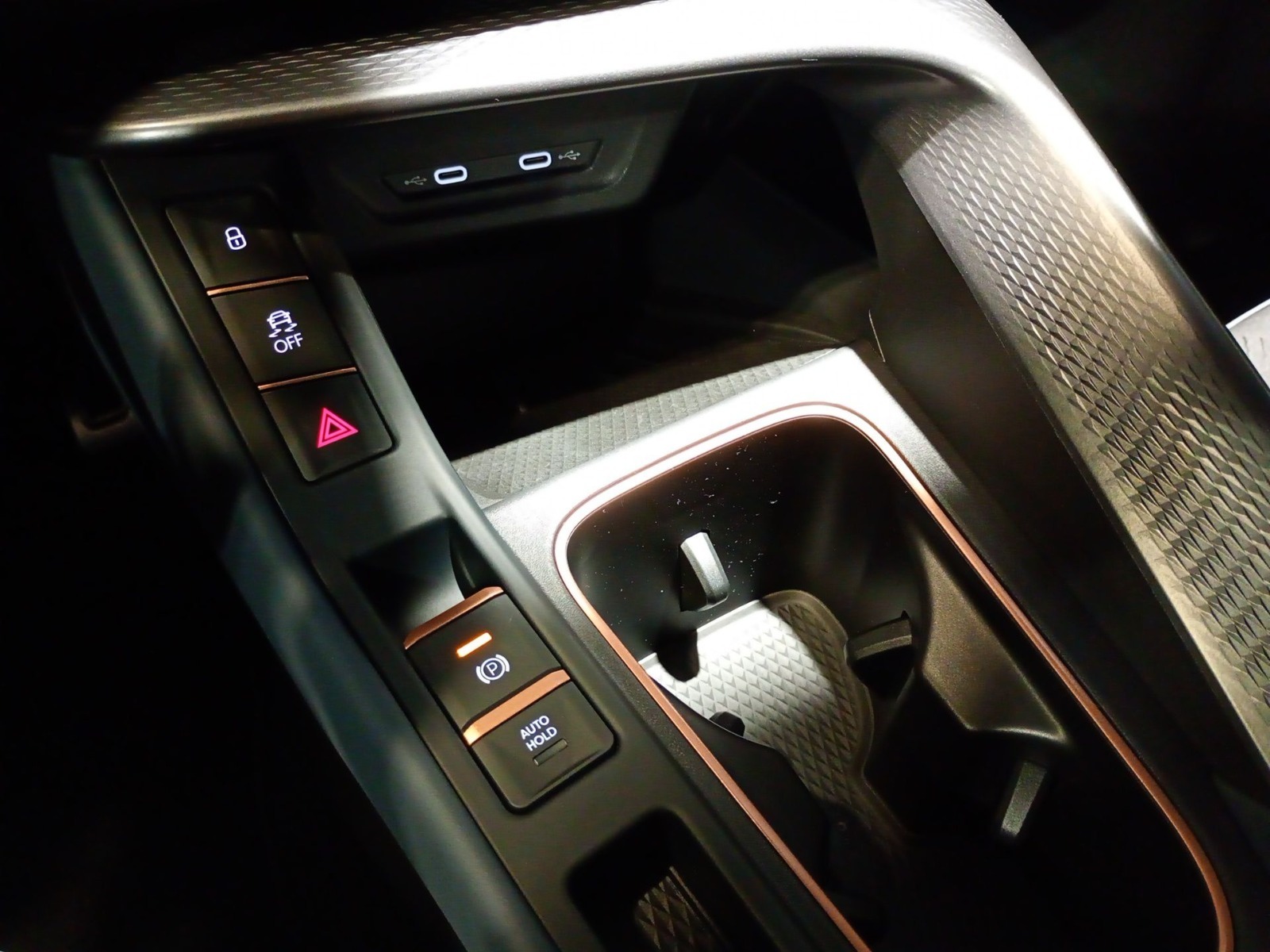 CUPRA Terramar 1.5 TSI e-Hybrid en Madrid