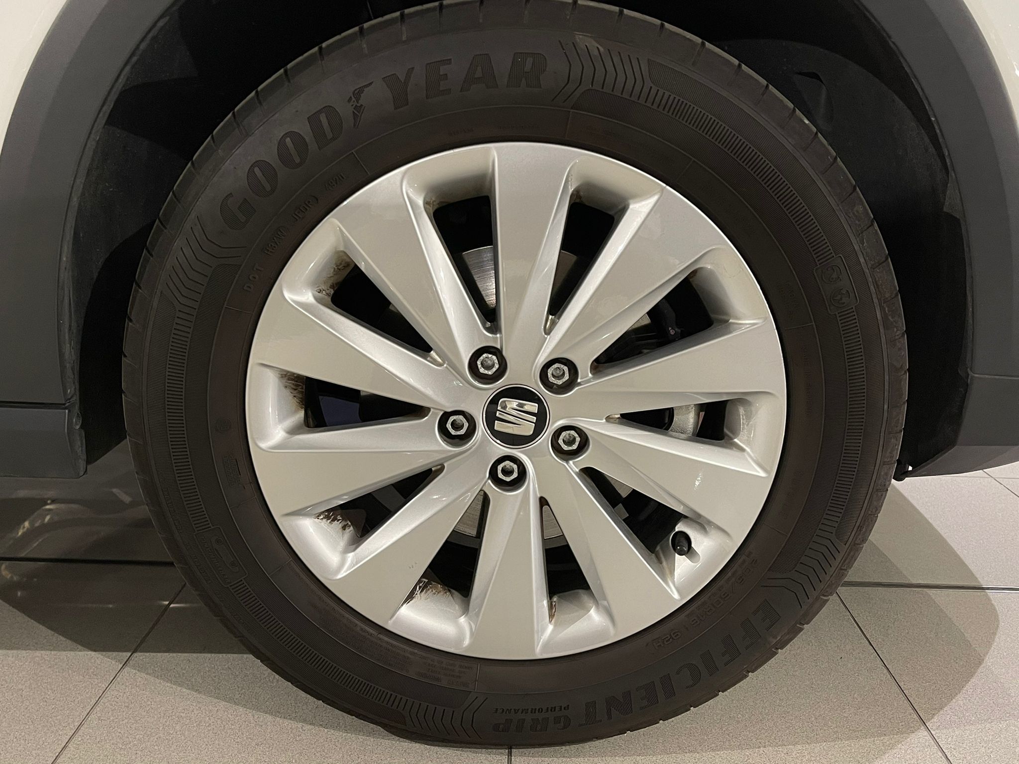 SEAT Arona — foto 8