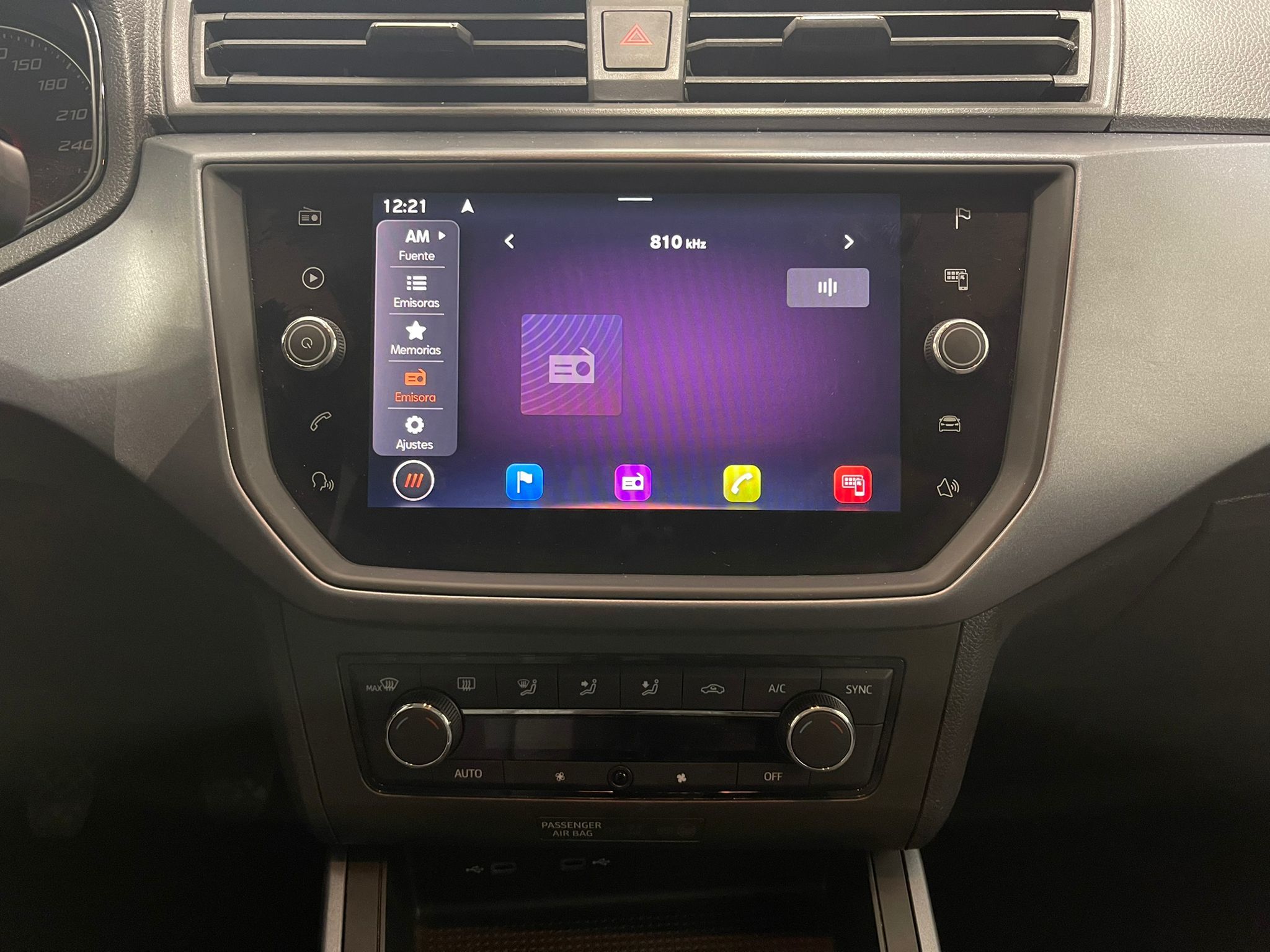SEAT Arona — foto 10