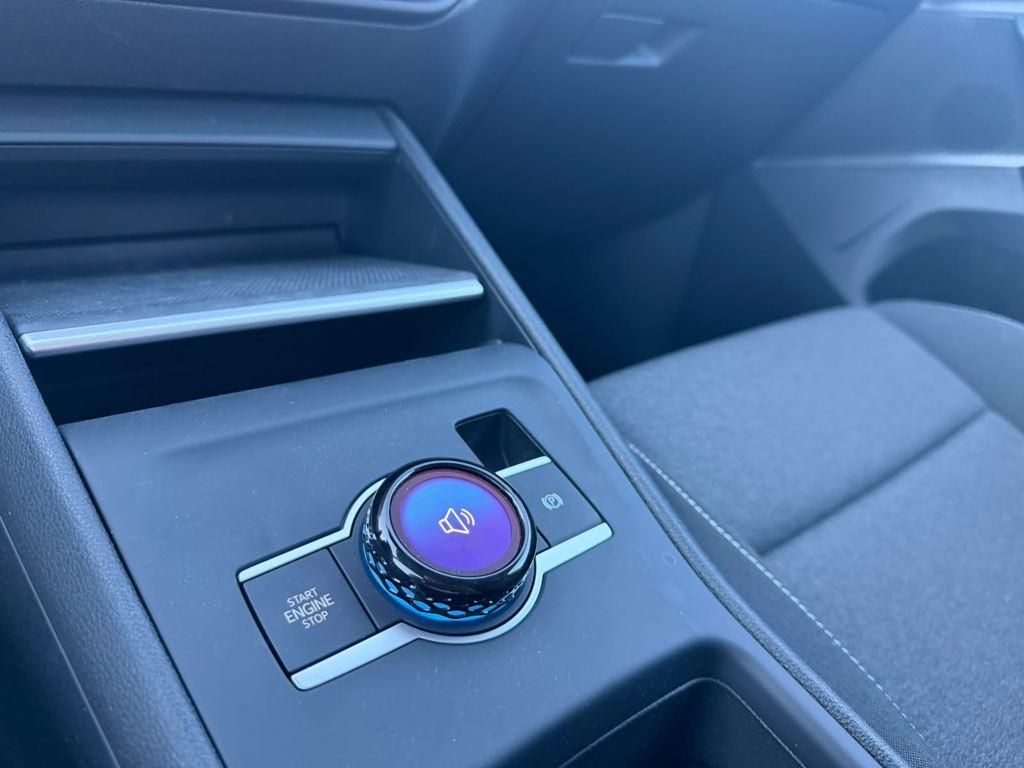 Volkswagen Tiguan — foto 14