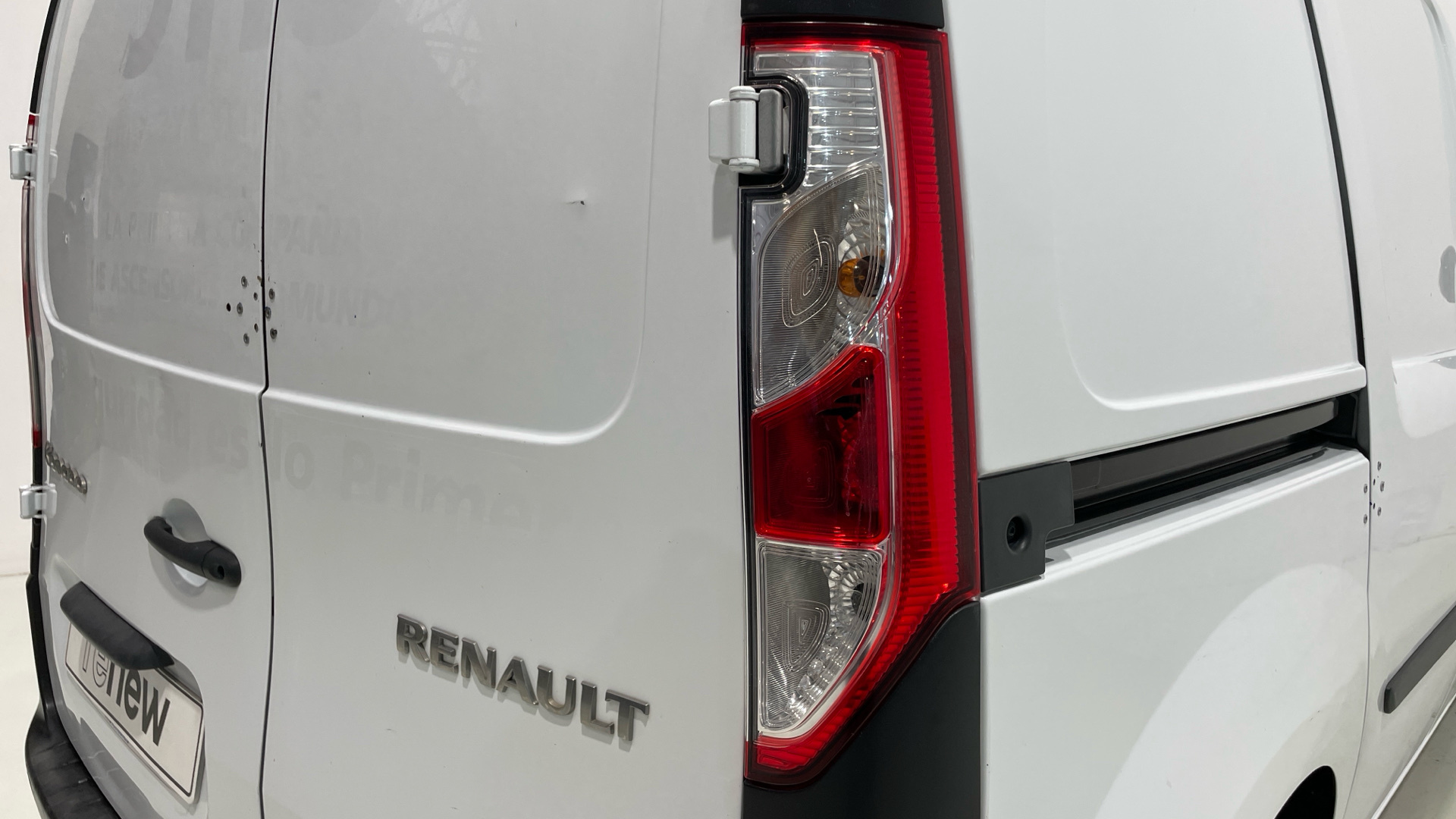 Renault Kangoo Furgon dCi 75 en Barcelona